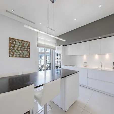 Croisette 4 Bedrooms - 2c 아파트 칸느